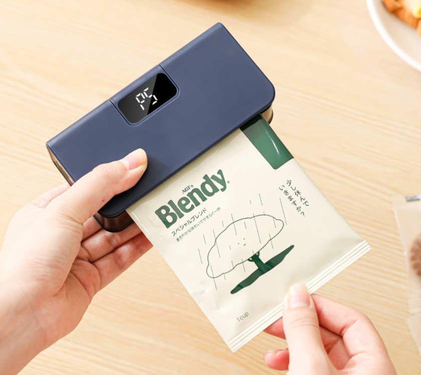 🔋 Portable Power Sealer: USB Rechargeable Mini Heat Sealer for Food Storage